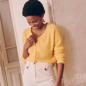 Sezane Gaspard in yellow. Size xs